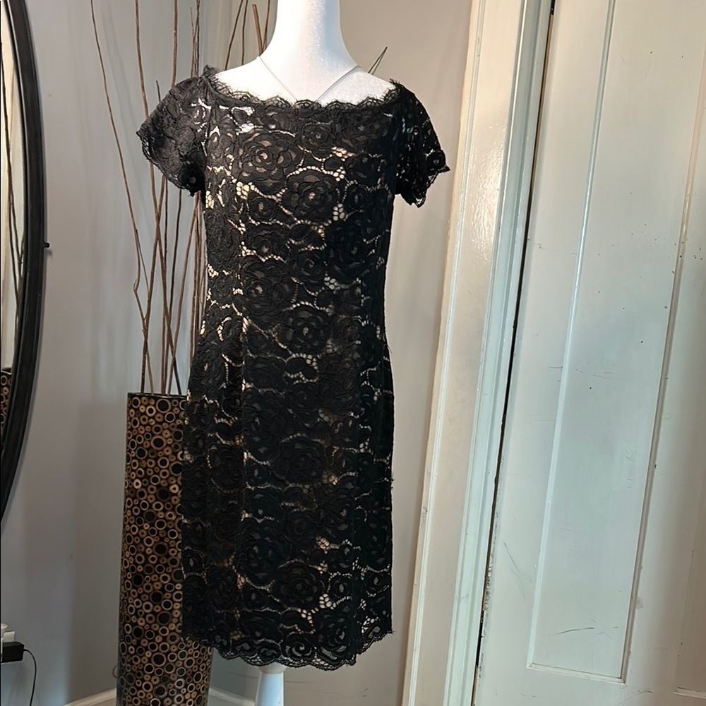 Adrianna Papell Black Tan Off-Shoulder Flutter Sleeve Mini Dress